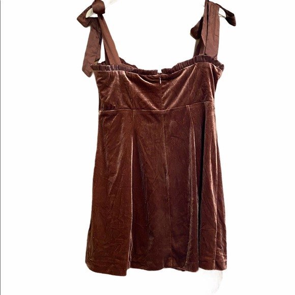 WeWoreWhat Brown Velvet Mini Dress - Picture 6 of 7